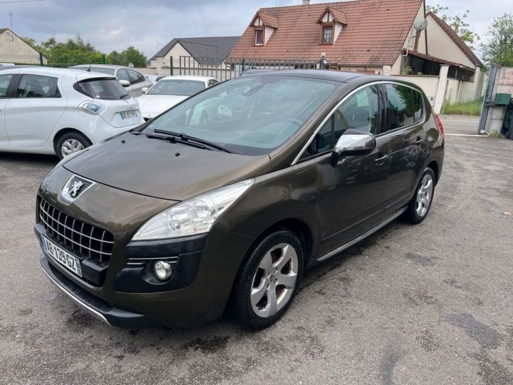 Peugeot 3008 2.0 HDI150 FAP FELINE Marron - 3