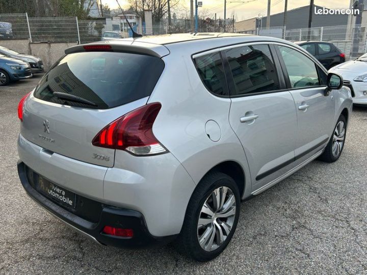 Peugeot 3008 Crossway Phase II 1.6 HDI 115 Cv Toit Panoramique -Sièges Chauffant-Led-Affichage Tête Haute Gris - 4