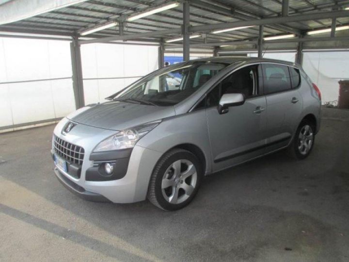 Peugeot 3008 HDI PREMIUM 163CV BV Automatique     Diesel GRIS METAL - 10