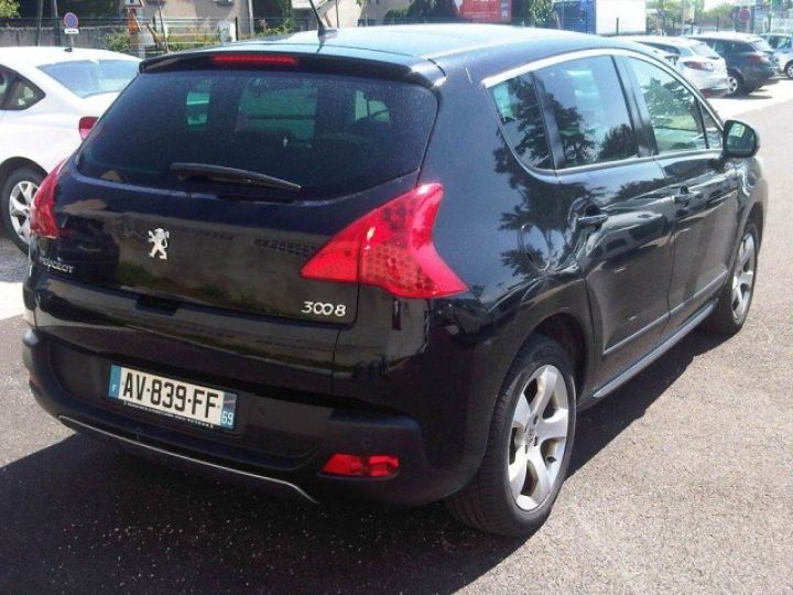 Peugeot 3008 Premium Pack 1.6 HDi 16V 110ch FAP BMP6      Diesel NOIR PERLA - 16