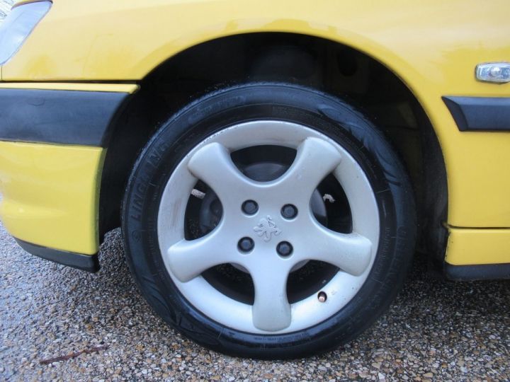 Peugeot 306 CABRIOLET 1.6 88CH Jaune - 7