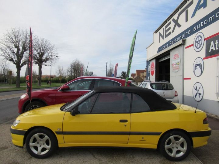 Peugeot 306 CABRIOLET 1.6 88CH Jaune - 15