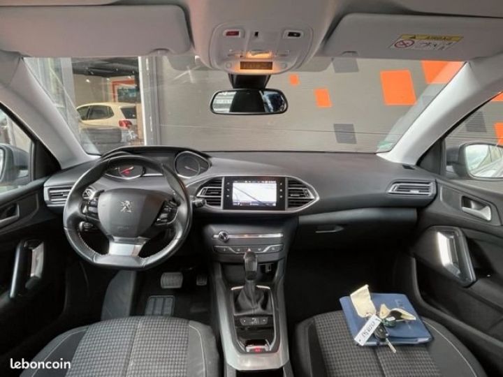 Peugeot 308 1.5 e-hdi 130 cv EAT 2019 Apple Car Play Gris - 5
