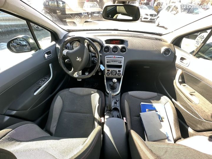 Peugeot 308 1.6 E-HDI112 FAP SPORTIUM 5P Noir - 4