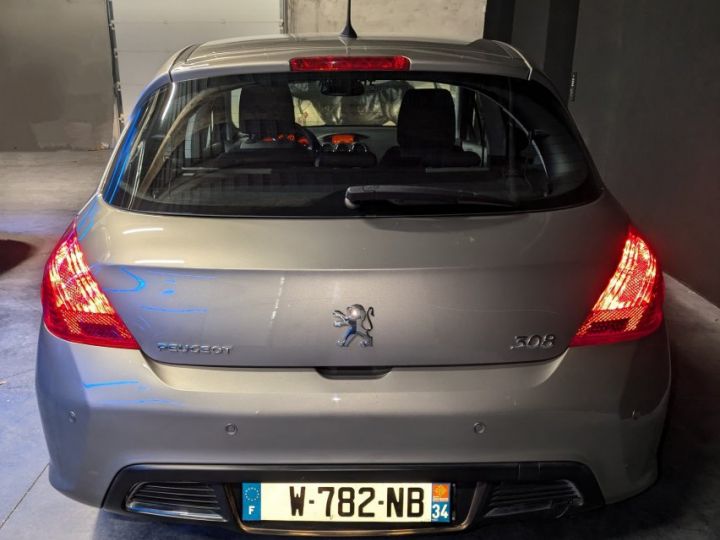 Peugeot 308 1.6 HDI 110ch Business pack Doré - 7