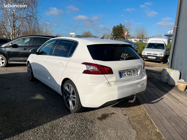 Peugeot 308 1.6 HDi 120ch GT Line 5p Blanc - 3