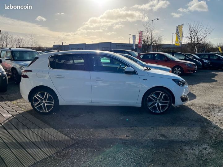 Peugeot 308 1.6 HDi 120ch GT Line 5p Blanc - 4