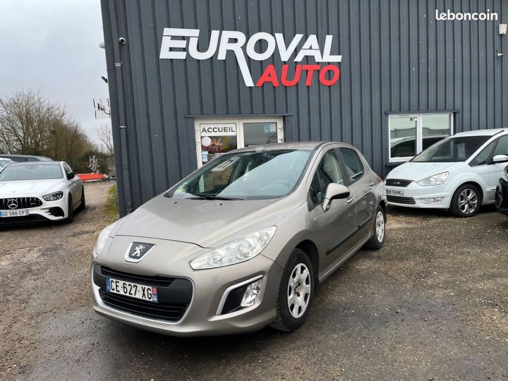 Peugeot 308 1.6 HDI 92ch STYLE 5p Marron - 1