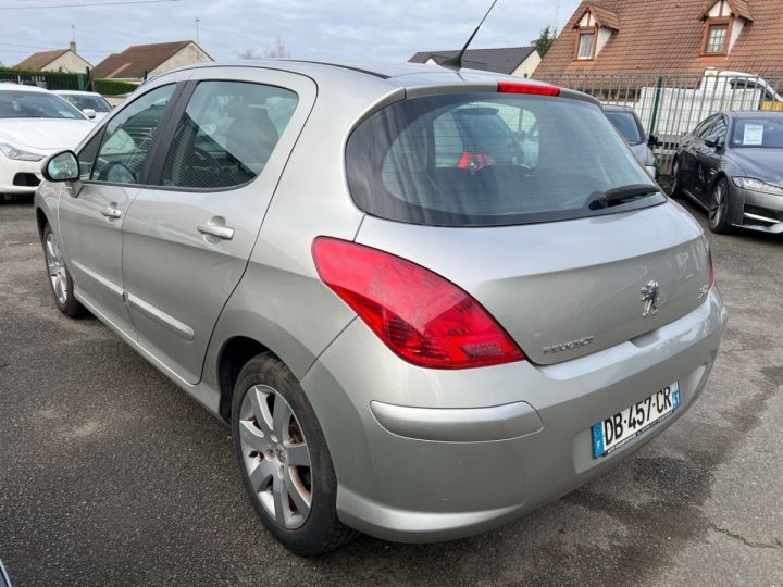 Peugeot 308 1.6 HDI110 CONFORT PACK FAP BVM6 5P Gris C - 3