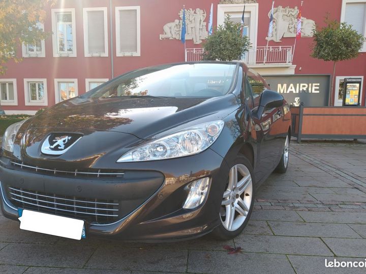 Peugeot 308 CC 2.0 HDI 140 Marron - 1