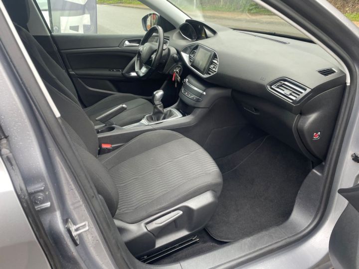 Peugeot 308 II 1.2 THP 110 CV Gris Laqué - 5