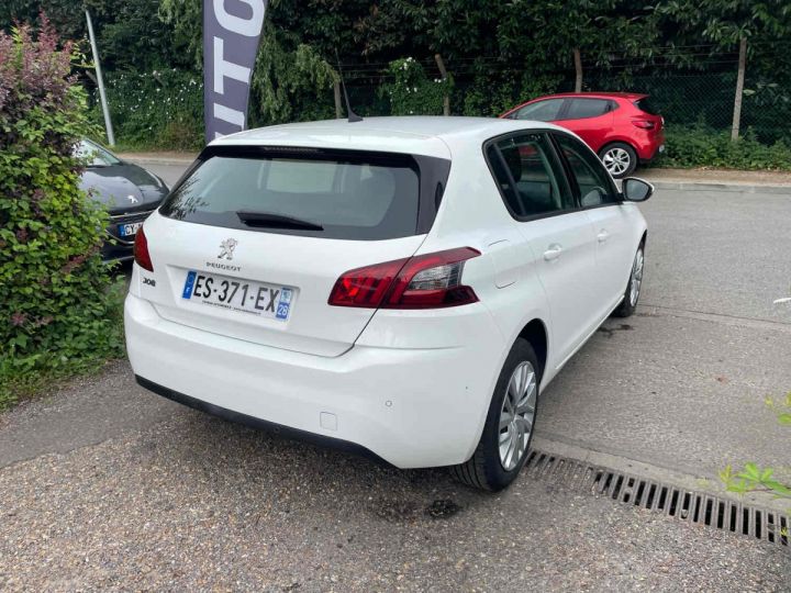 Peugeot 308 II 1.6 HDi 100 1560cm3 99cv Blanc Laqué - 12