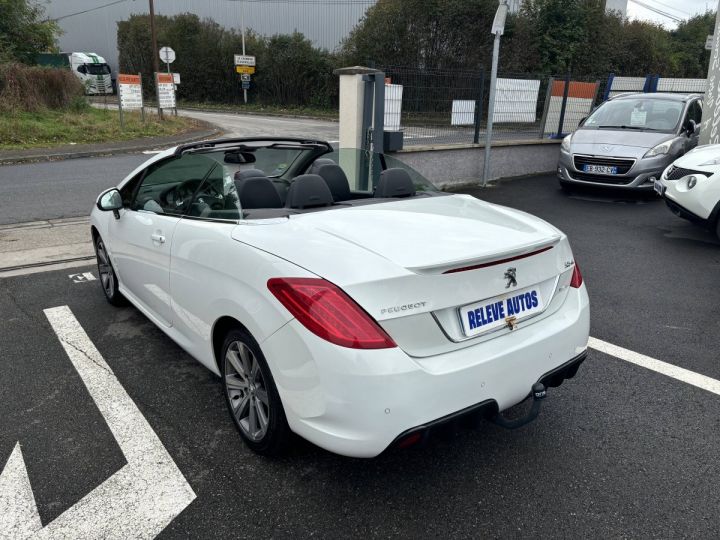 Peugeot 308 II 2.0 BlueHDi FAP 150ch Féline 5p BLANC - 4