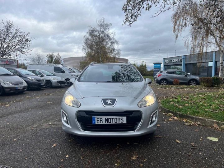 Peugeot 308 SW 1.6 VTi 120cv Féline GRIS - 2