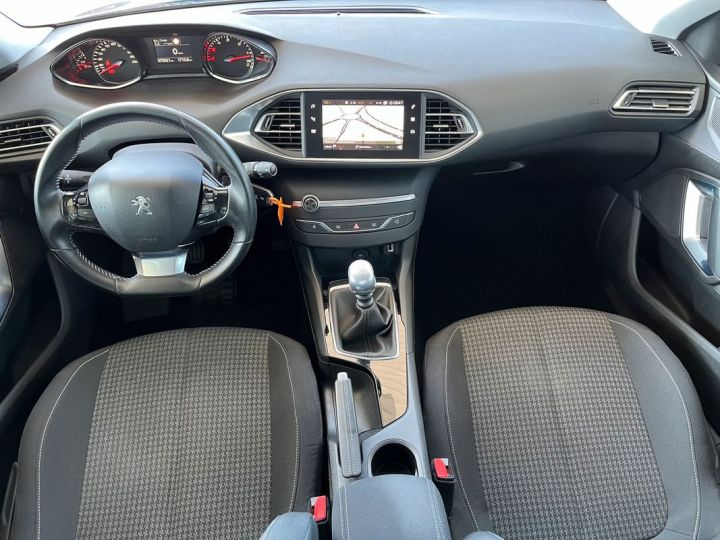 Peugeot 308 SW HDI 100 Active GARANTIE 6 ANS GPS Apple Clim Régul 279-mois Gris - 5