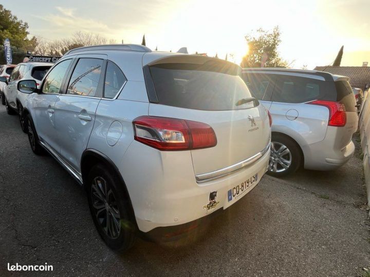 Peugeot 4008 1.6 hdi 4wd 114 cv Blanc Occasion - 3