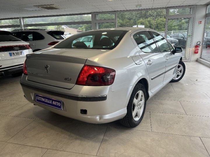 Peugeot 407 1.6 HDi Confort Grise - 2