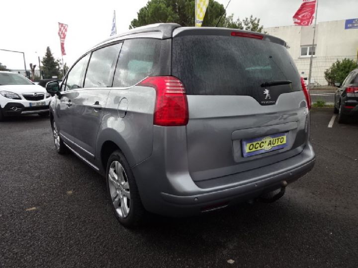 Peugeot 5008 2.0 BlueHDi 150ch SetS BVM6 Allure Gris Métallisé - 6