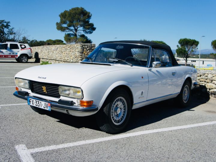 Peugeot 504 PEUGEOT 504 V6 CABRIOLET PININFARINA 136 CH Blanche - 2