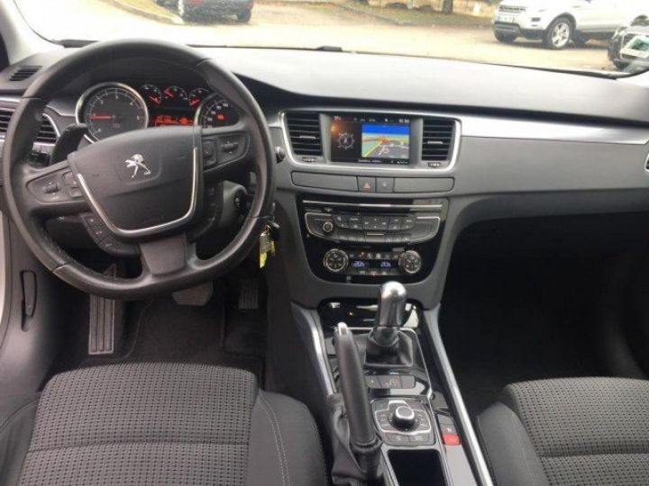 Peugeot 508 1.6 e-HDI FAP 115 ACTIVE GPS BVA     Diesel GRIS CLAIR - 8