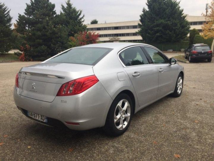 Peugeot 508 1.6 e-HDI FAP 115 ACTIVE GPS BVA     Diesel GRIS CLAIR - 17