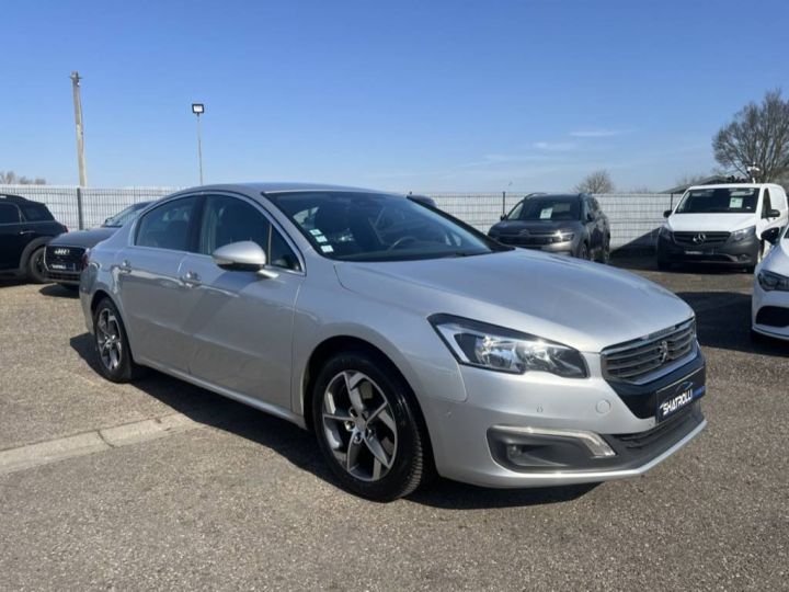 Peugeot 508 2.0 BlueHDi 180ch Féline EAT6 GPS Caméra GRIS CLAIRE - 2