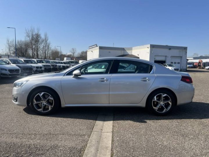 Peugeot 508 2.0 BlueHDi 180ch Féline EAT6 GPS Caméra GRIS CLAIRE - 9