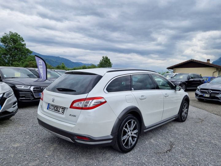 Peugeot 508 RXH  2.0 e-HDi FAP ETG6 + électrique 37ch BLANC - 4