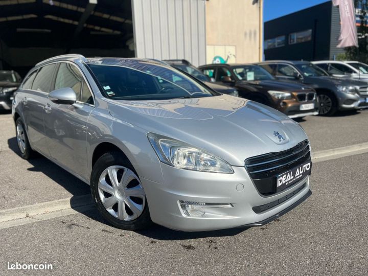 Peugeot 508 SW 2.0 HDI 140 Allure BV6 Toit Pano GPS Gris - 3