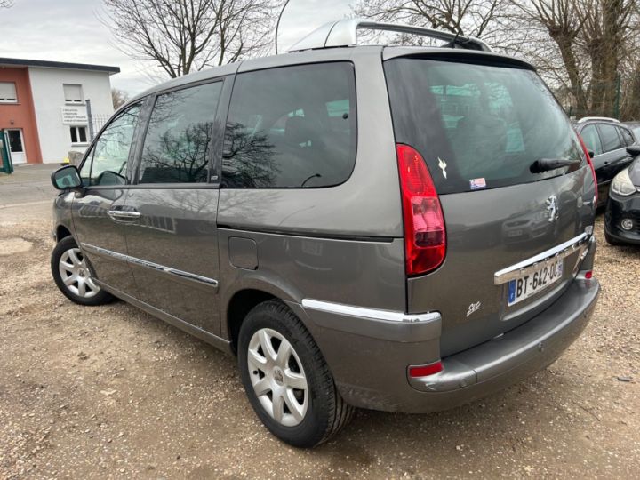 Peugeot 807 2.0 HDI 163 Allure * BVA * XÉNON * GPS Gris - 2