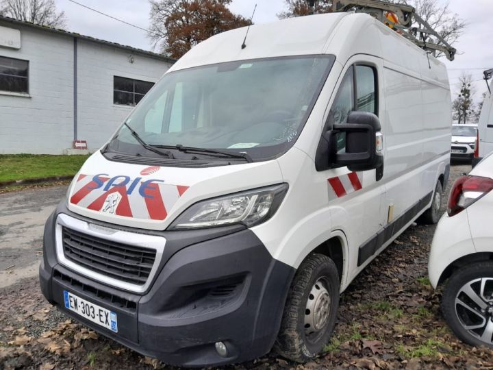 Peugeot Boxer 2.0 130 PREMIUM 335 L3H2 BLANC - 2