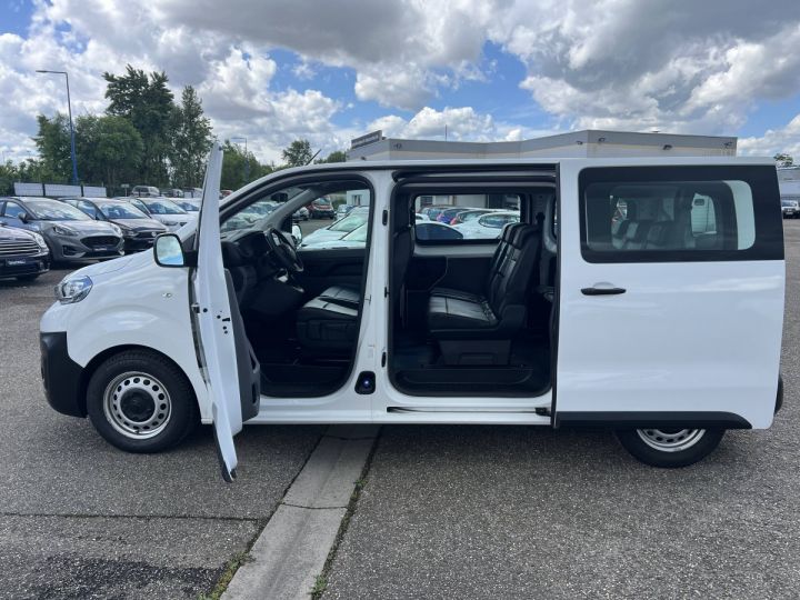 Peugeot EXPERT Traveller 1.5 BlueHDi 120ch 9 Places 1erMain Cuir Attélage 22,500euro H.T. BLANC - 11