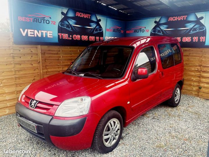 Peugeot Partner 1.6 HDi 90CH Totem Clim Rouge - 1