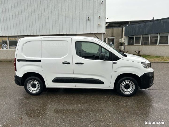 Peugeot Partner 12500 ht 1.2 110cv distribution neuve Blanc - 2