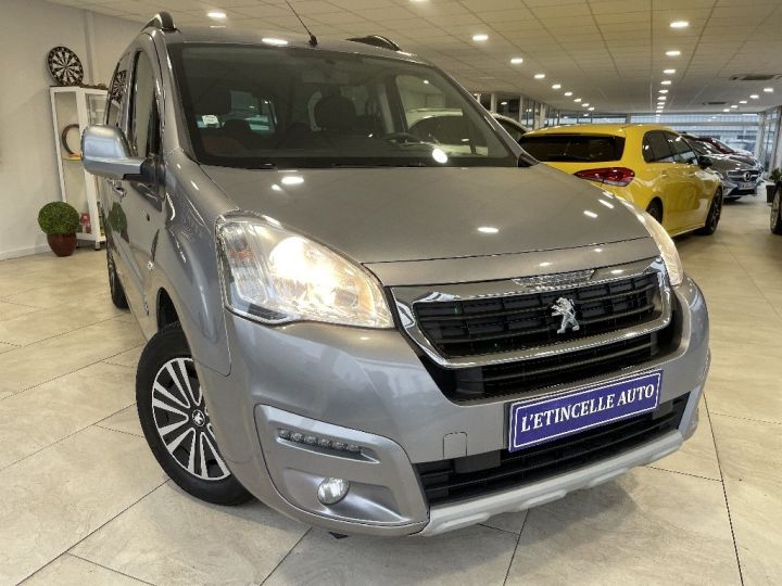Peugeot Partner TEPEE 1.6 BlueHDi 100ch BVM5 Style Grise - 4
