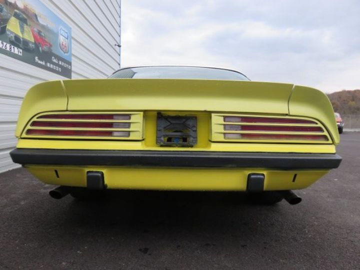 Pontiac Firebird Formula jaune toit blanc - 12