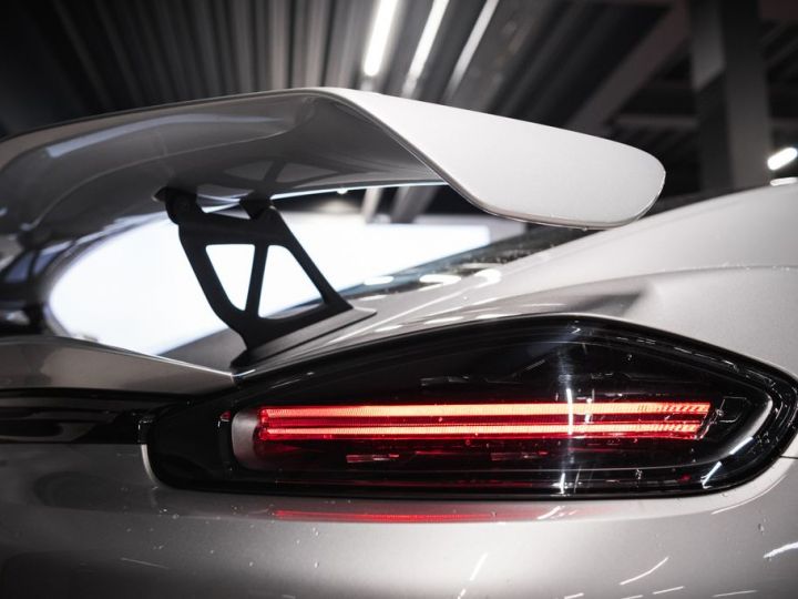 Porsche 718 Cayman GT4 420 BM6 , PCCB, Carbon, LED,, Caméra , CHRONO, PASM , PTV , PSE , PDLS+, Porsche Approved 10/2024 Gris Argent - 5