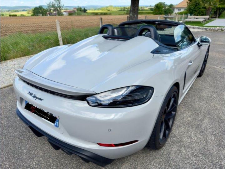 Porsche 718 Spyder Porsche 718 SPyder Gris Craie - Francais - PSE - Sport Chrono - Pack Carbone - Full PPF - 15k Kms- PDLS+ - BOSE Gris Craie - 5