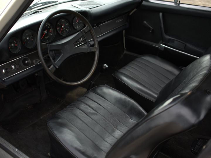 Porsche 911 2.0 S - Origine France (SONAUTO) - EXCELLENT ETAT - Moteur D'origine - 2 Propriétaires (le Dernier Depuis 1980) - Historique Important - Révisée 2023 Ivoire (réf. 6804) - 15