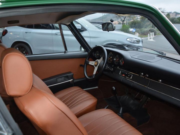 Porsche 911 2.2 E Matching Numbers Vert - 27