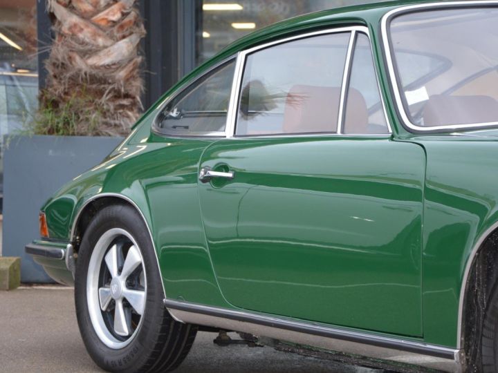 Porsche 911 2.2 E Matching Numbers Attestation Vert - 24