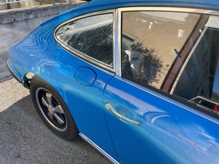 Porsche 911 2.4 S Trappe A Huile Bleu - 27