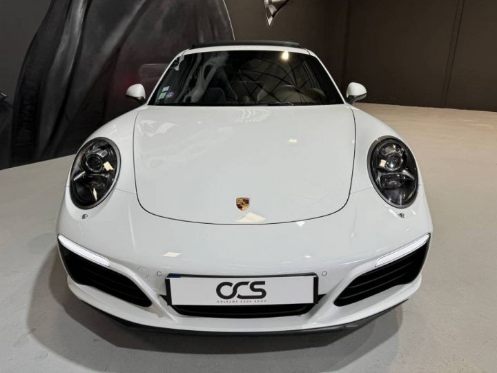 Porsche 911 (7) Carrera S Coupé Blanc - 2