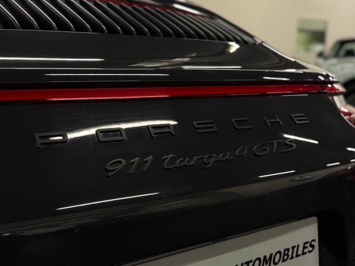 Porsche 911 (991) (2) TARGA 4 GTS PDK GRAUSCHWARZ - 17