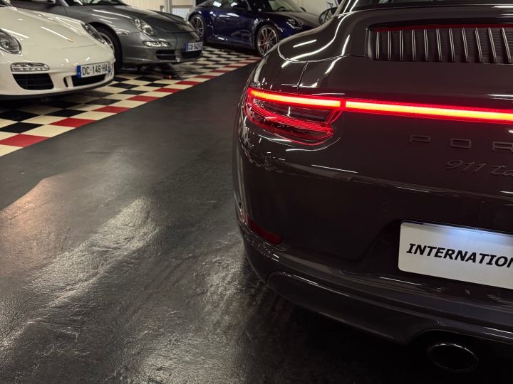 Porsche 911 (991) (2) TARGA 4 GTS PDK GRAUSCHWARZ - 18