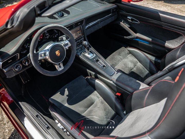 Porsche 911 991 Phase 1 Carrera 4 GTS Cabriolet - 3.8l - 430ch – PDK – Pack Sport Chrono – Echappement Sport– PDLS+ - Bose – Cuir étendu – Sièges Sport 18 Pos - Rouge Carmin - 17