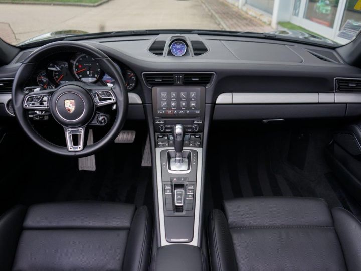 Porsche 911 991 PHASE 2 CABRIOLET 3.8 580 CH TURBO S - Révisée - Garantie 12 Mois - Ventilés - Volant Chauffant - Tout Cuir Noir Métallisé - 17