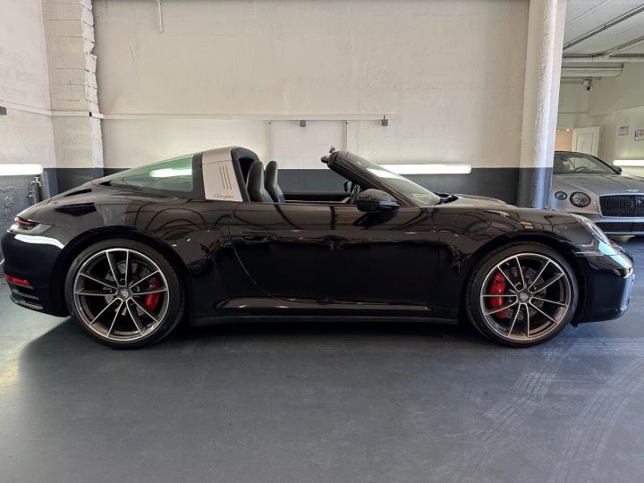 Porsche 911 992 TARGA 4S 3.0 450ch Noir - 6