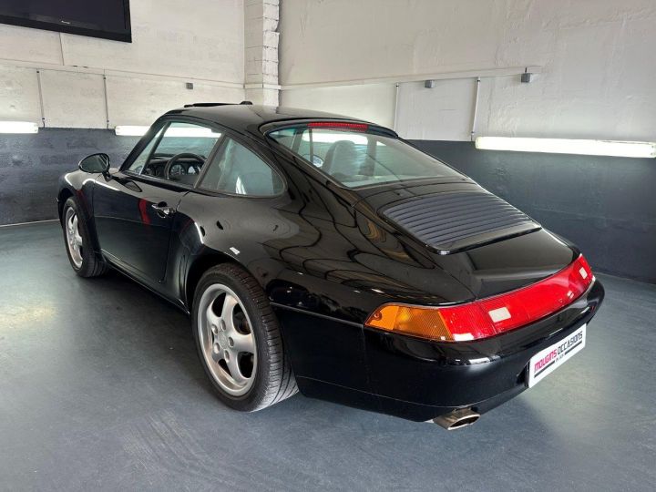 Porsche 911 993 3.6 CARRERA Noir - 6