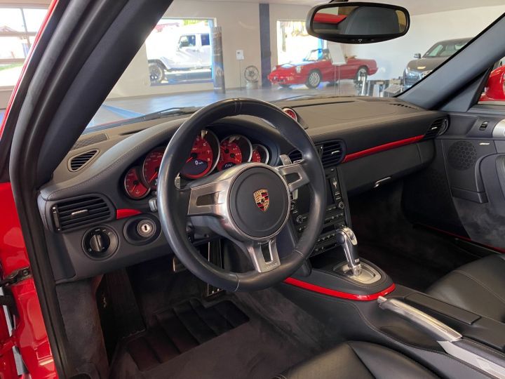 Porsche 911 (997) 3.8 500 TURBO rouge métal - 14
